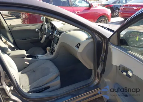 2011 Chevrolet Malibu Ls из США, поврежденный, VIN 1G1ZB5E16BF107191